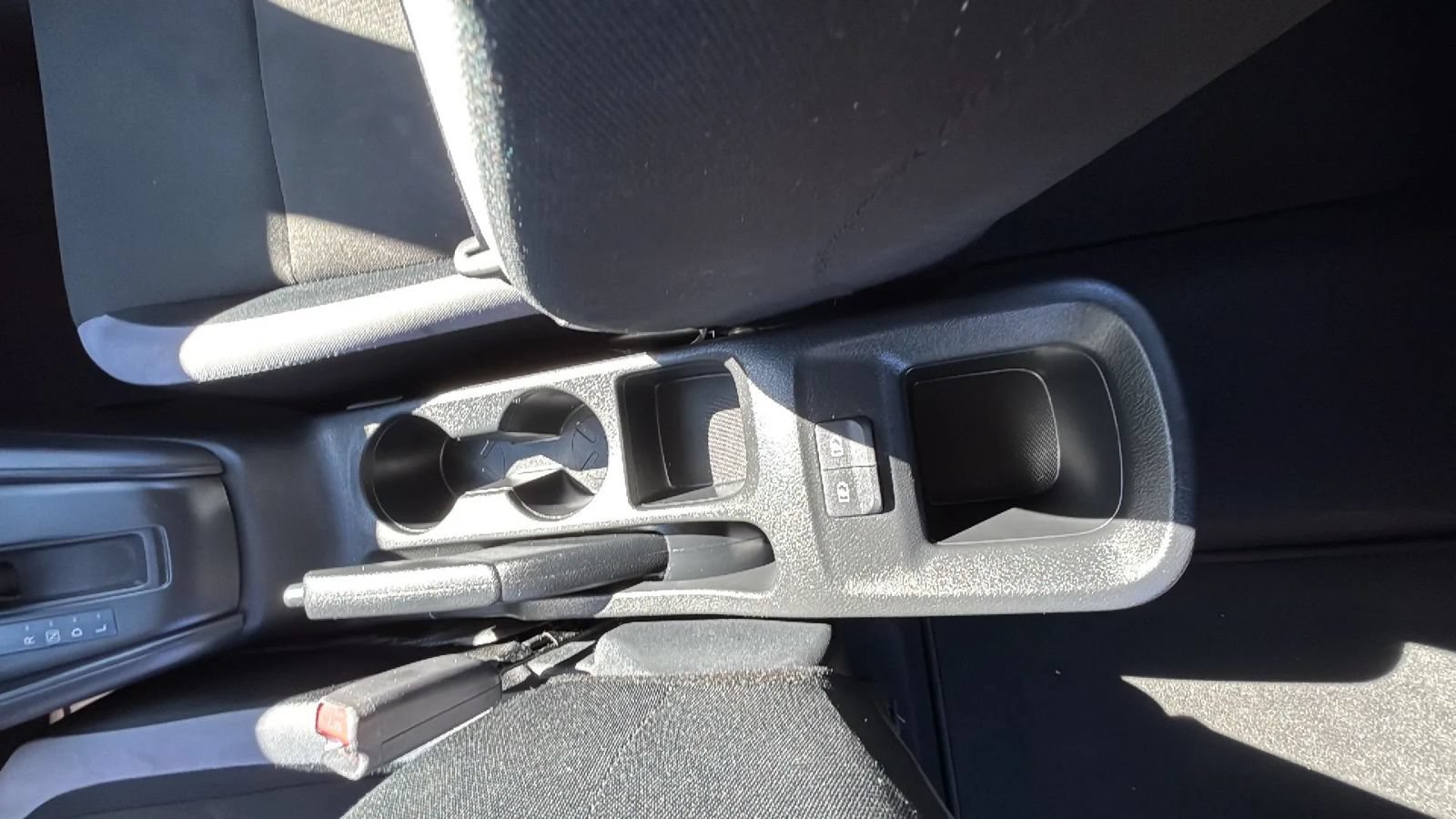 Used 2025 Nissan Versa S FWD image 29