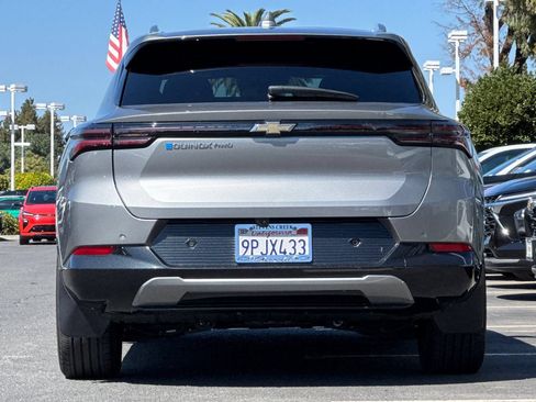 Used 2024 Chevrolet Equinox EV LT w/ LPO, Active Package AWD/4WD image 6