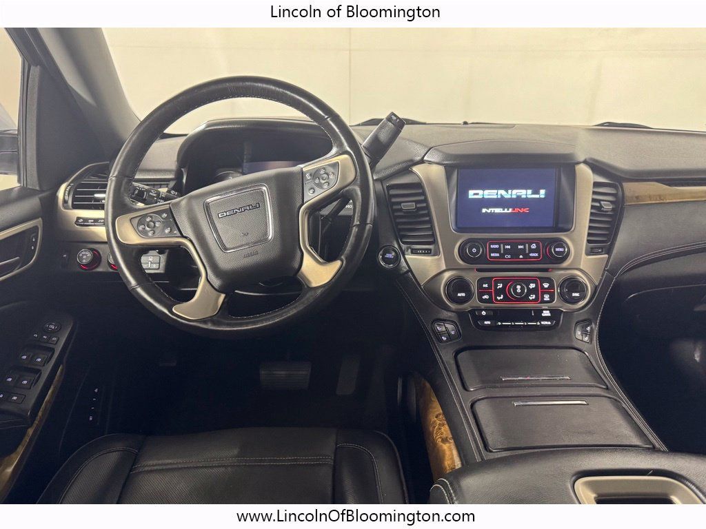 Used 2016 GMC Yukon Denali w/ Open Road Package AWD/4WD image 19
