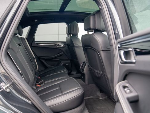 New 2026 Porsche Macan AWD/4WD image 25
