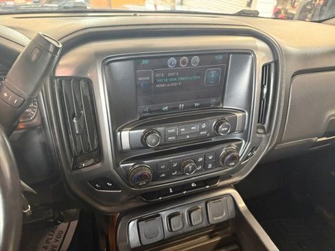 Used 2014 Chevrolet Silverado 1500 LTZ AWD/4WD image 45