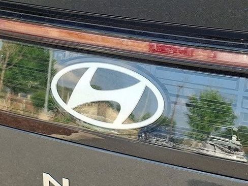 Used 2025 Hyundai Sonata SE image 12