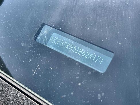 Used 2026 Mercedes-Benz GLE 450 4MATIC image 25