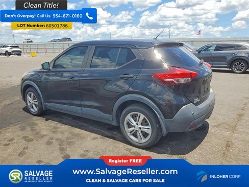 Used 2020 Nissan Kicks S FWD image 3