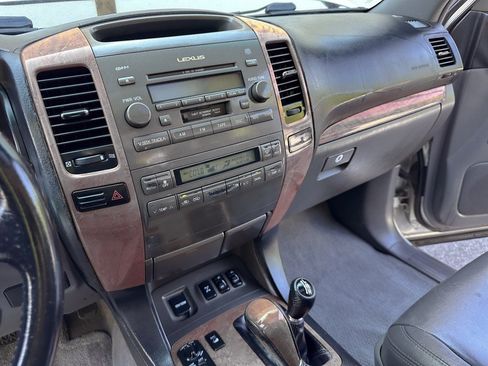 Used 2004 Lexus GX 470 AWD/4WD image 21