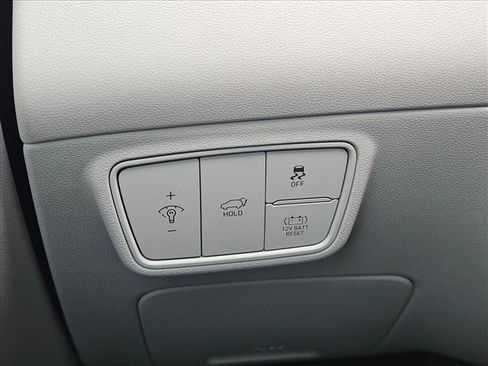 Certified 2024 Hyundai Tucson Limited AWD/4WD image 14