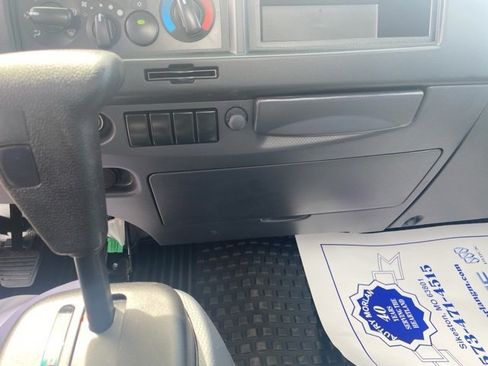 New 2024 Chevrolet Low Cab Forward image 17