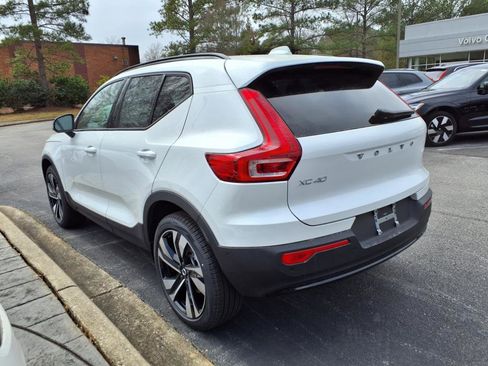 New 2025 Volvo XC40 B5 Ultra w/ Climate Package image 7