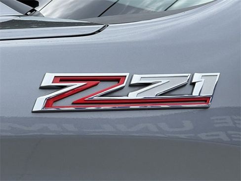 Used 2020 Chevrolet Silverado 1500 RST w/ Z71 Off-Road Package image 2