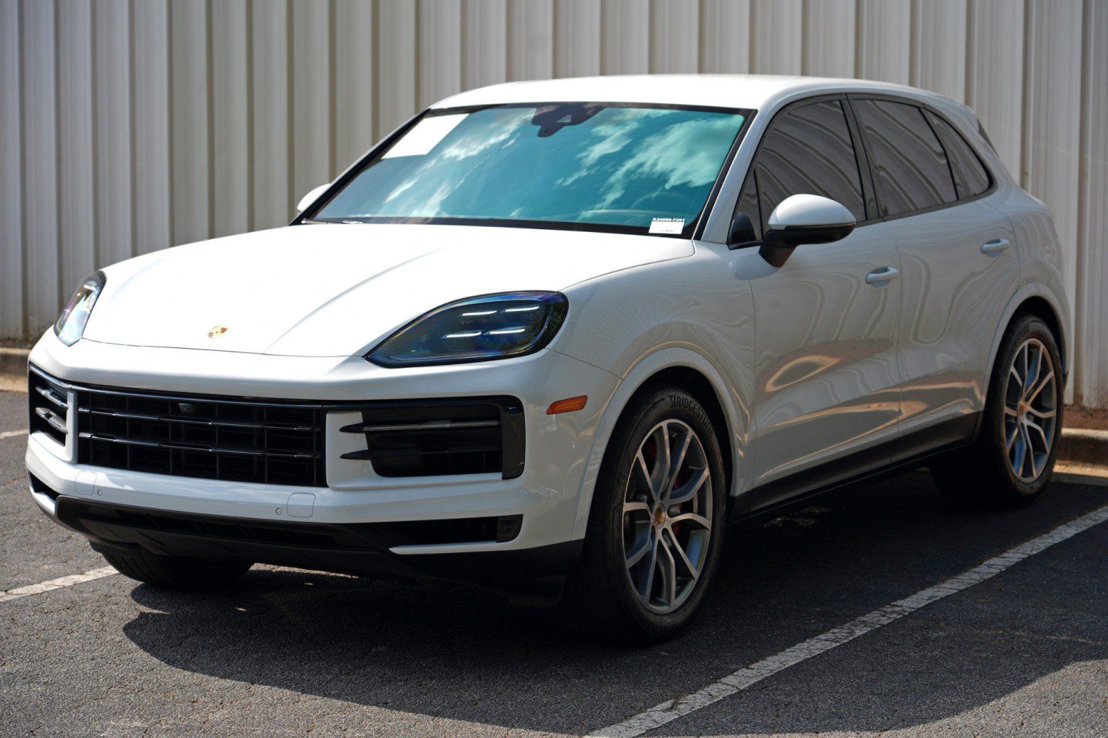 Used 2024 Porsche Cayenne S w/ Sport Chrono Package AWD/4WD image 55
