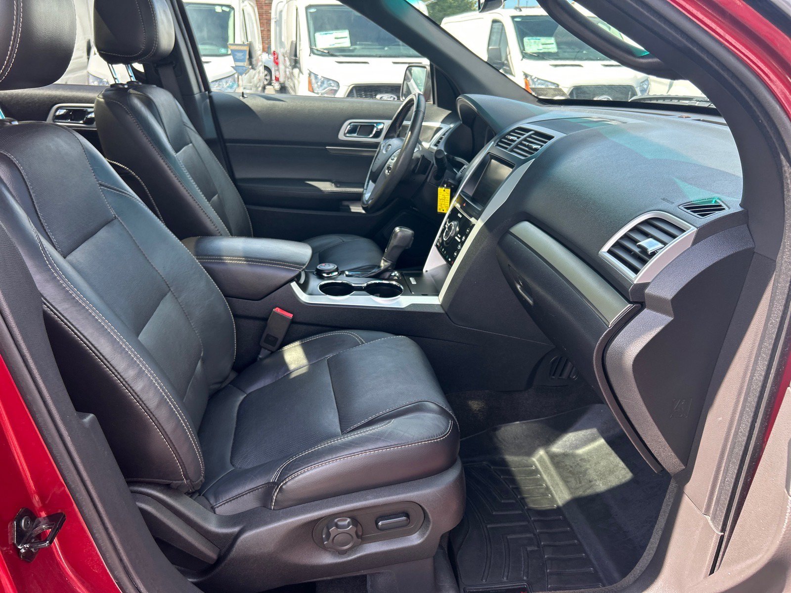 Used 2015 Ford Explorer Sport AWD/4WD image 21