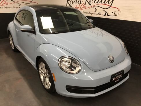 Used 2012 Volkswagen Beetle 2.5 FWD image 2