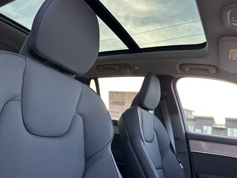 New 2026 Volvo XC90 B5 Plus w/ Protection Package image 17