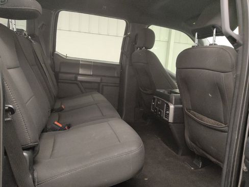 Used 2018 Ford F150 XLT w/ Equipment Group 302A Luxury AWD/4WD image 19