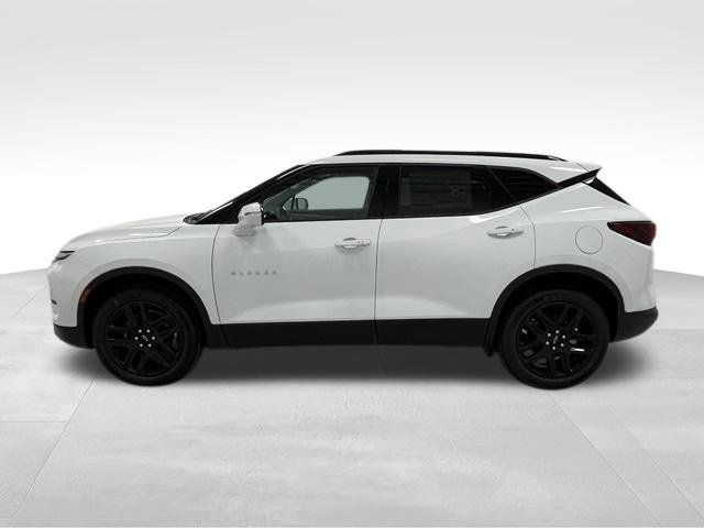 New 2026 Chevrolet Blazer LT w/ Sound & Technology Package AWD/4WD image 4