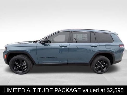 New 2026 Jeep Grand Cherokee L Limited w/ Limited Altitude Package RWD image 3