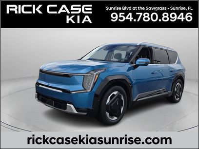 New 2026 Kia EV9 Land