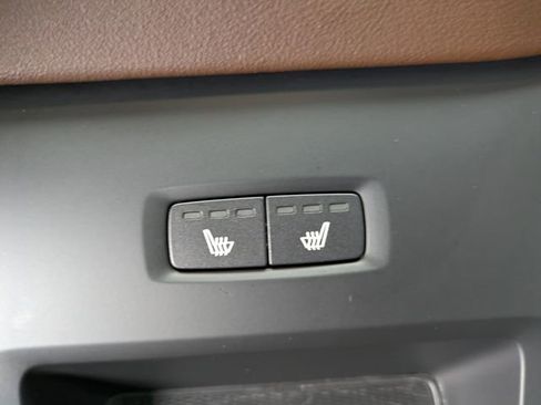 Used 2023 Volvo XC60 B5 Plus w/ Climate Package image 13