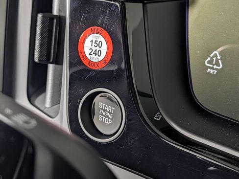 New 2026 Porsche Cayenne image 36