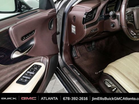 Used 2018 Lexus LS 500 F Sport image 8