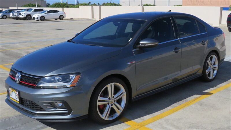 Used 2017 Volkswagen Jetta GLI FWD image 1