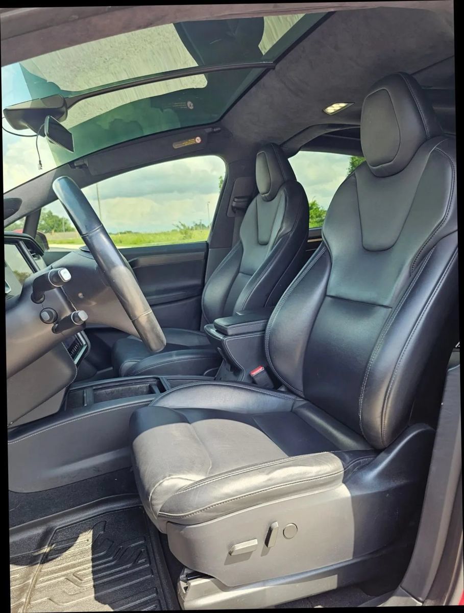 Used 2020 Tesla Model X Performance AWD/4WD image 16