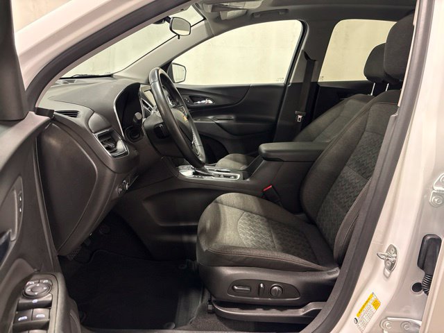 Used 2024 Chevrolet Equinox LT FWD image 12