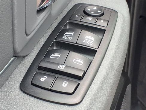 Used 2019 RAM 1500 Classic Warlock w/ Luxury Group image 13