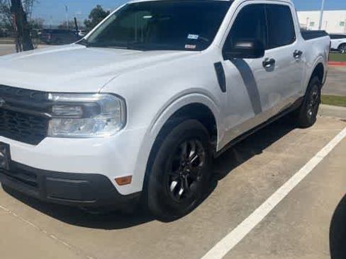 Used 2024 Ford Maverick XLT image 1