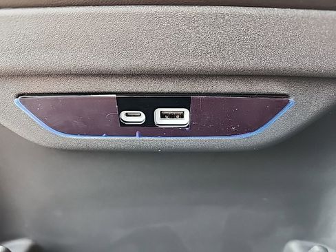 New 2026 Chrysler Pacifica Select FWD image 24