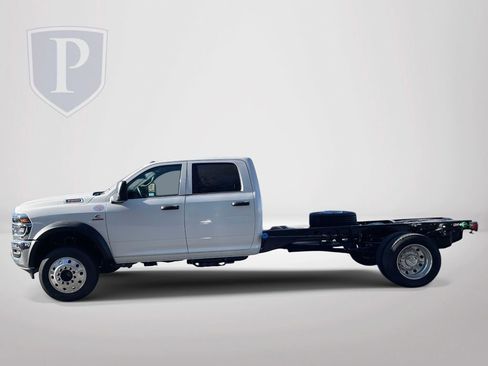 New 2026 RAM 5500 Tradesman w/ Chrome Appearance Group AWD/4WD image 5