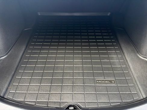 Used 2018 Tesla Model 3 Long Range AWD/4WD image 23