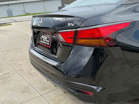 Used 2022 Nissan Altima 2.5 SV image 14