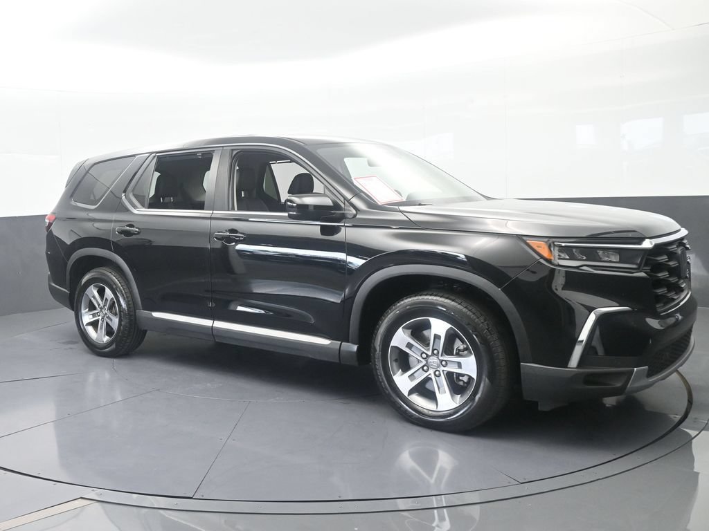 Used 2025 Honda Pilot EX-L image 8