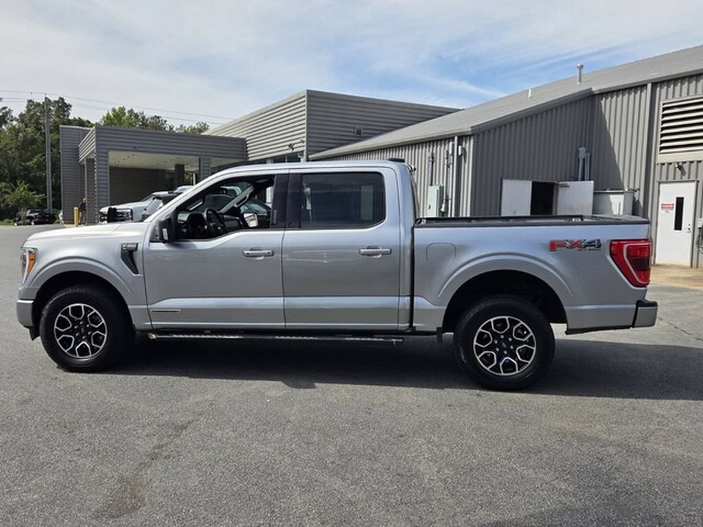 Used 2022 Ford F150 XLT w/ Equipment Group 302A High AWD/4WD image 5