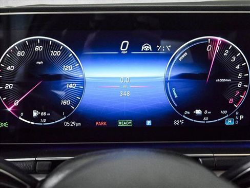 Used 2025 Mercedes-Benz GLE 450e 4MATIC image 11