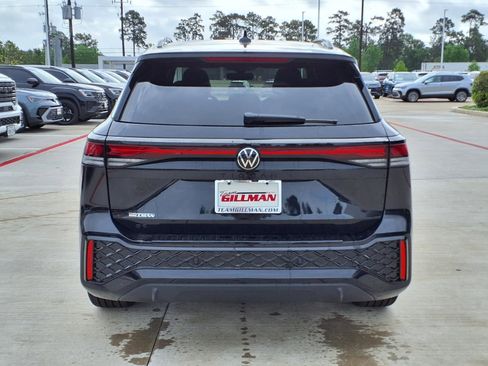 New 2026 Volkswagen Tiguan SE R-Line FWD image 6