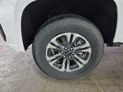 Used 2021 Chevrolet Colorado Z71 w/ Safety Package AWD/4WD image 30