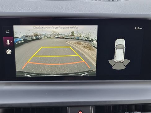 Used 2025 Kia Seltos EX w/ EX Sunroof Package image 24