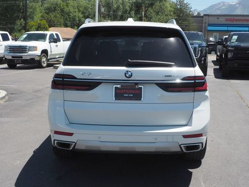 Used 2026 BMW X7 xDrive40i AWD/4WD image 6