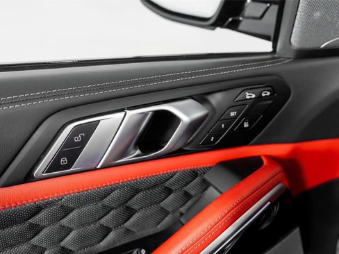 Used 2025 BMW X6 M Competition image 49
