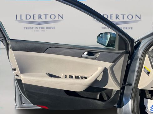 Used 2016 Hyundai Sonata SE image 17