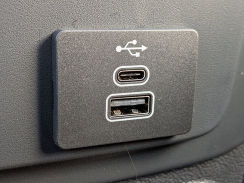 New 2026 Ford Explorer 4WD Police Interceptor image 25