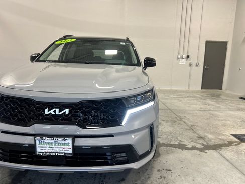 Used 2022 Kia Sorento SX FWD image 10