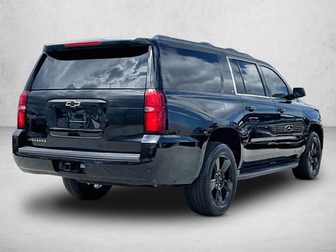 Used 2017 Chevrolet Suburban LT w/ LT Midnight Edition RWD image 2