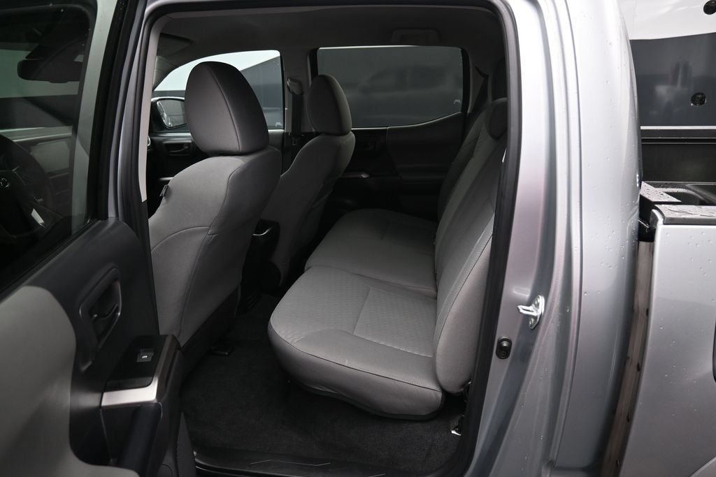 Used 2023 Toyota Tacoma SR5 AWD/4WD image 26