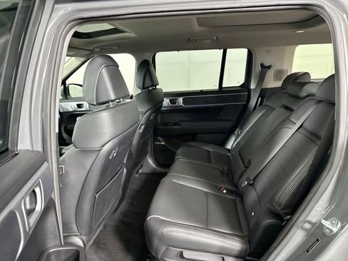 Used 2024 Hyundai Santa Fe Limited image 25