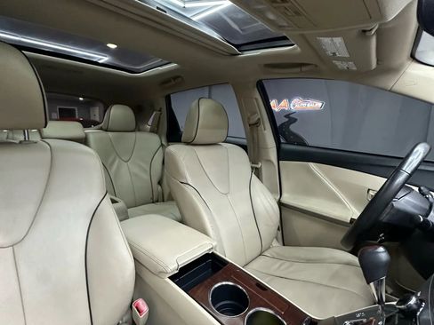 Used 2012 Toyota Venza XLE image 30