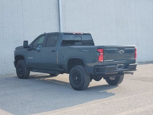 New 2026 Chevrolet Silverado 2500 ZR2 AWD/4WD image 3