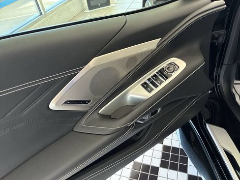 Used 2025 Chevrolet Corvette Z06 RWD image 13